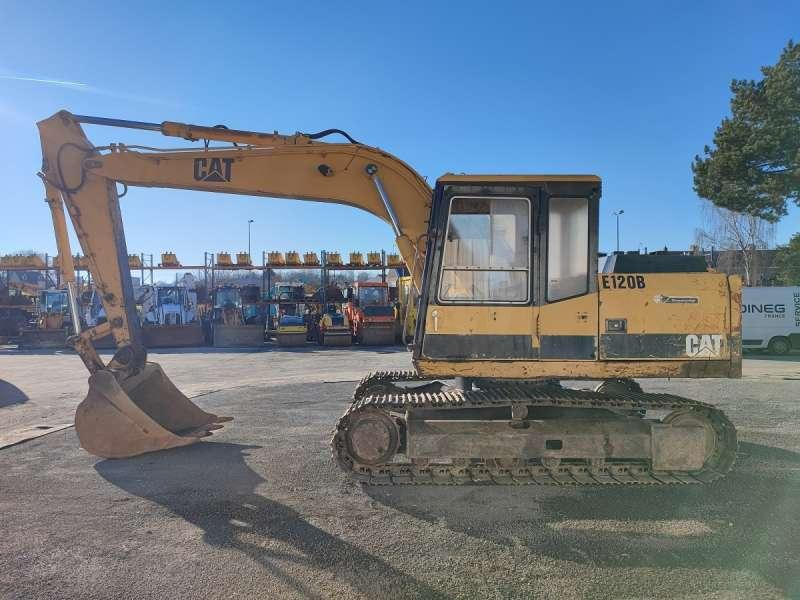 Caterpillar E120B - Верижен багер: снимка 4 Caterpillar E120B - Верижен багер: снимка 4