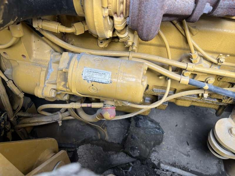 Пневматичен валяк Caterpillar PS300B: снимка 34