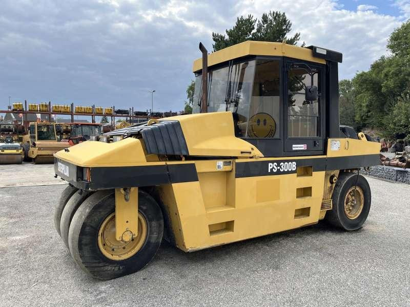 Caterpillar PS300B - Пневматичен валяк: снимка 3 Caterpillar PS300B - Пневматичен валяк: снимка 3