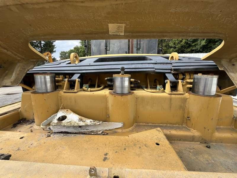 Пневматичен валяк Caterpillar PS300B: снимка 24