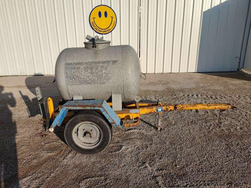 Courant 500 LITRES A EAU - Цистерна: снимка 1 Courant 500 LITRES A EAU - Цистерна: снимка 1