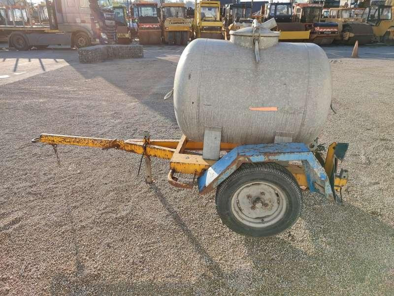 Courant 500 LITRES A EAU - Цистерна: снимка 4 Courant 500 LITRES A EAU - Цистерна: снимка 4