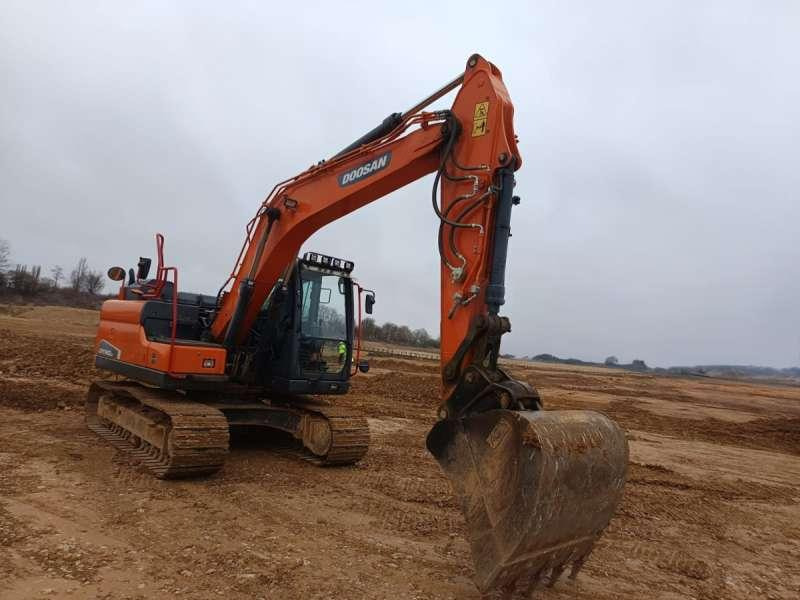 Doosan DX140LC-5 - Верижен багер: снимка 1 Doosan DX140LC-5 - Верижен багер: снимка 1