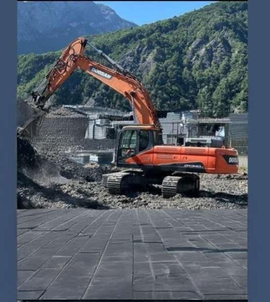 Doosan DX340 LC-5 - Верижен багер: снимка 4 Doosan DX340 LC-5 - Верижен багер: снимка 4