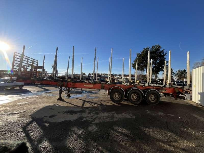Fruehauf GRUMIERE 3 ESSIEUX - Полуремарке за дърва: снимка 4 Fruehauf GRUMIERE 3 ESSIEUX - Полуремарке за дърва: снимка 4