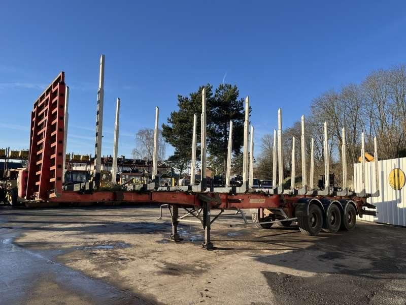 Fruehauf GRUMIERE 3 ESSIEUX - Полуремарке за дърва: снимка 3 Fruehauf GRUMIERE 3 ESSIEUX - Полуремарке за дърва: снимка 3