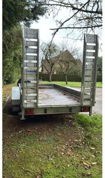 HUBIERE 2 ESSIEUX - Ремарке за кола: снимка 4 HUBIERE 2 ESSIEUX - Ремарке за кола: снимка 4