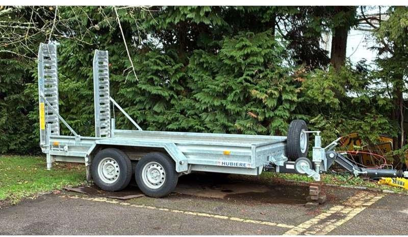 HUBIERE 2 ESSIEUX - Ремарке за кола: снимка 1 HUBIERE 2 ESSIEUX - Ремарке за кола: снимка 1