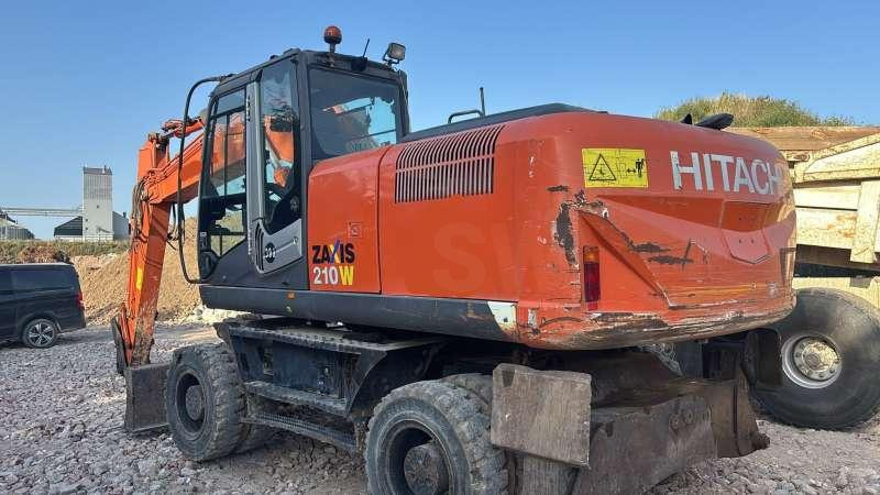 Hitachi Pelle Sur Pneus Hitachi ZX 210 W-3 - Колесен багер: снимка 4 Hitachi Pelle Sur Pneus Hitachi ZX 210 W-3 - Колесен багер: снимка 4