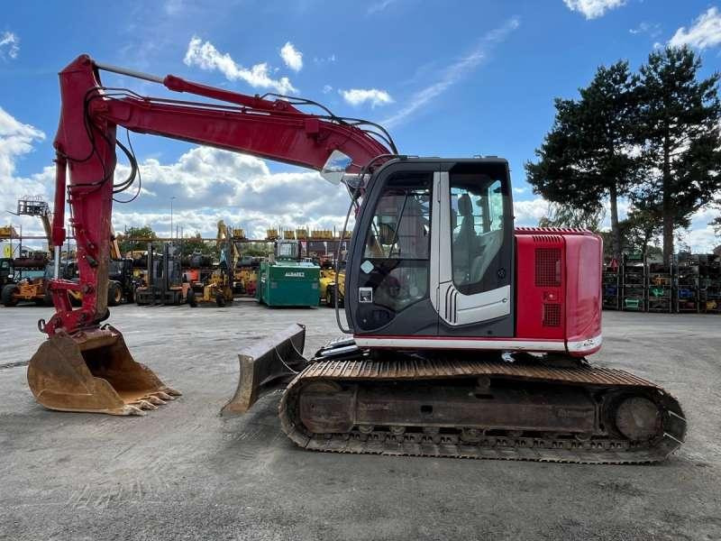 Hitachi ZX135US-3 - Верижен багер: снимка 4 Hitachi ZX135US-3 - Верижен багер: снимка 4