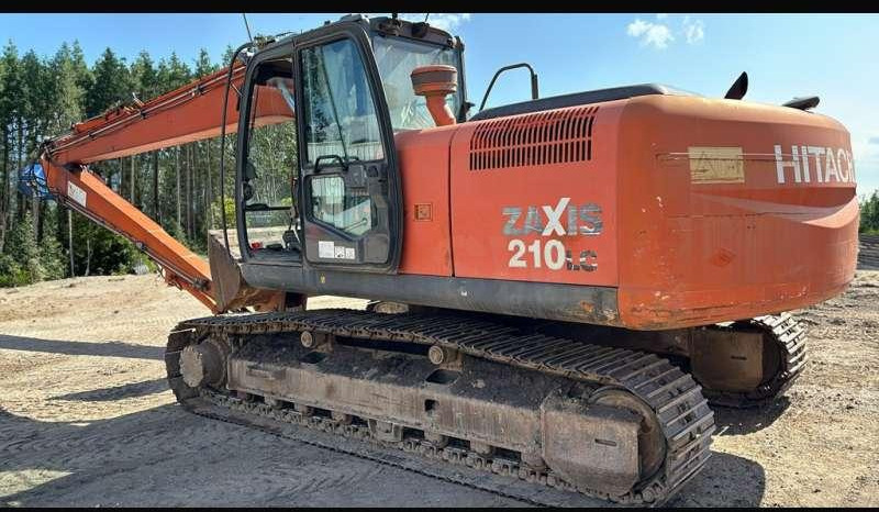 Hitachi ZX210LC-3 - Багер за манипулиране на материали: снимка 3 Hitachi ZX210LC-3 - Багер за манипулиране на материали: снимка 3