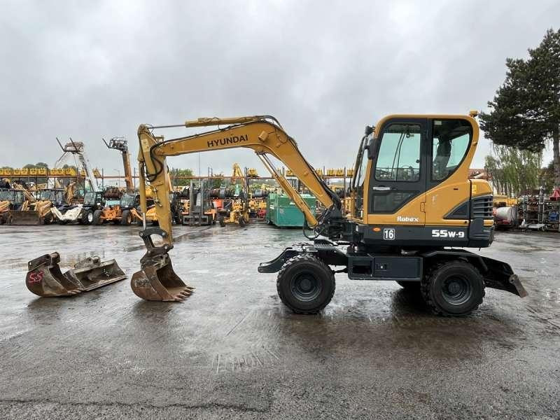 Hyundai ROBEX 55W-9 / R55W-9 - Колесен багер: снимка 4 Hyundai ROBEX 55W-9 / R55W-9 - Колесен багер: снимка 4