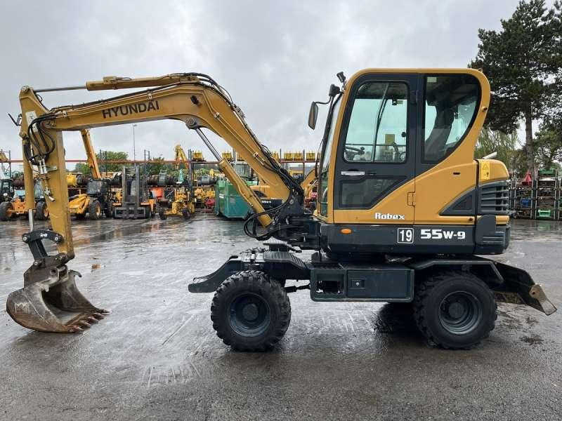 Hyundai ROBEX 55W-9 / R55W-9 - Колесен багер: снимка 4 Hyundai ROBEX 55W-9 / R55W-9 - Колесен багер: снимка 4