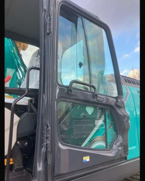 Багер за манипулиране на материали Kobelco SK210LC-10E: снимка 12