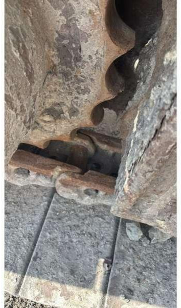 Komatsu PC210-LC8 - Верижен багер: снимка 5 Komatsu PC210-LC8 - Верижен багер: снимка 5