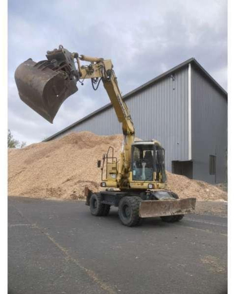 Komatsu PW160-7K - Колесен багер: снимка 4 Komatsu PW160-7K - Колесен багер: снимка 4