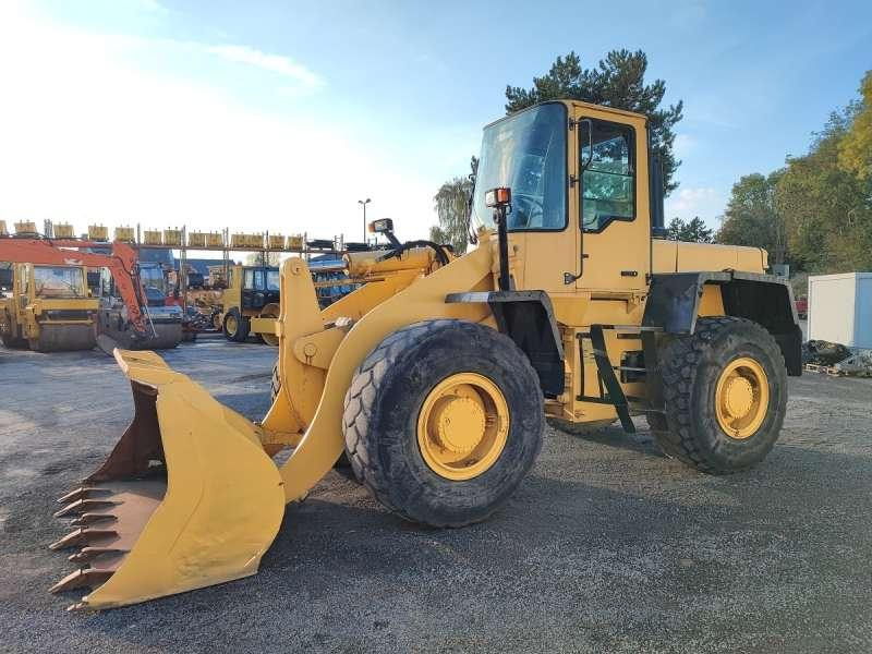 Komatsu WA270-3 - Колесен товарач: снимка 3 Komatsu WA270-3 - Колесен товарач: снимка 3