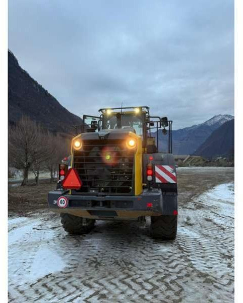 Komatsu WA380-8 - Колесен товарач: снимка 5 Komatsu WA380-8 - Колесен товарач: снимка 5