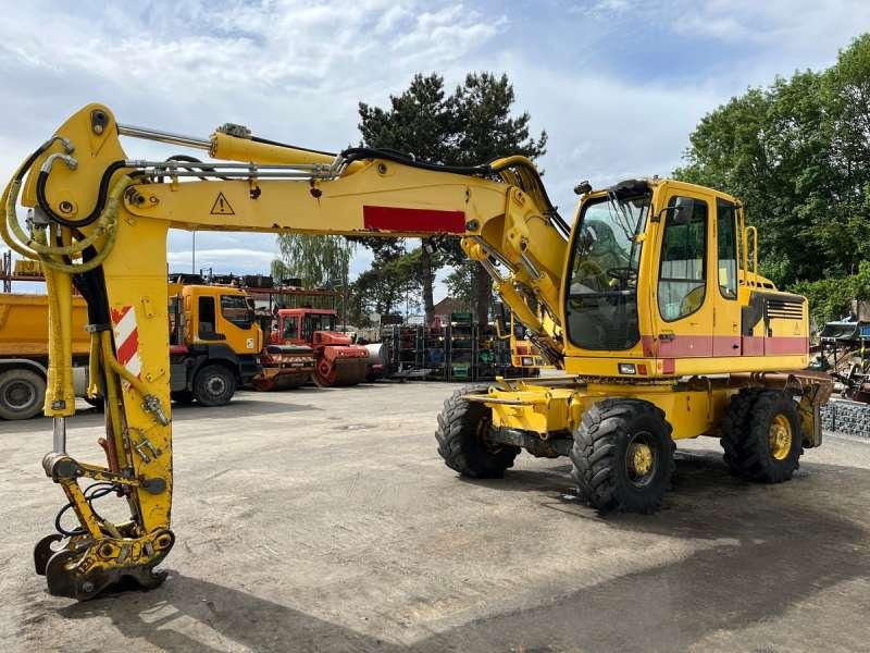 Liebherr A900 C LITRONIC - Колесен багер: снимка 3 Liebherr A900 C LITRONIC - Колесен багер: снимка 3