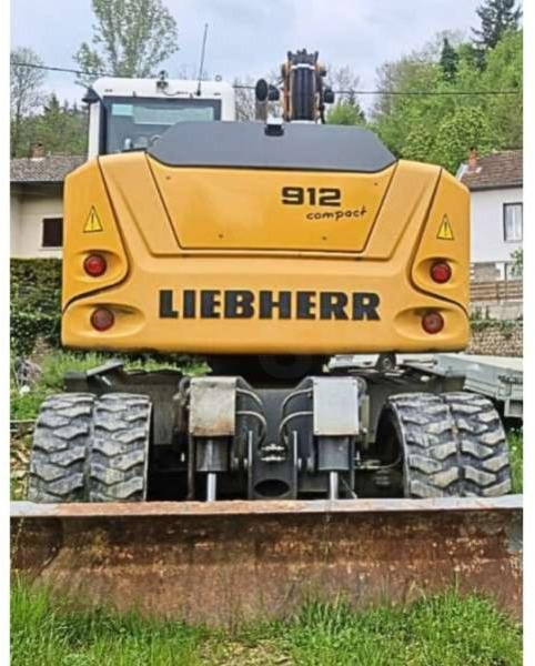 Liebherr A912 COMPACT - Колесен багер: снимка 4 Liebherr A912 COMPACT - Колесен багер: снимка 4