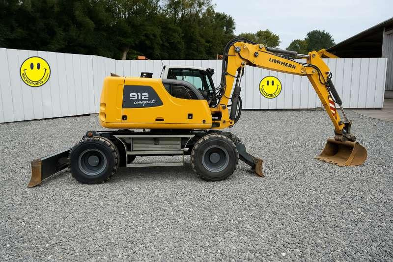 Liebherr A912 COMPACT - Колесен багер: снимка 1 Liebherr A912 COMPACT - Колесен багер: снимка 1