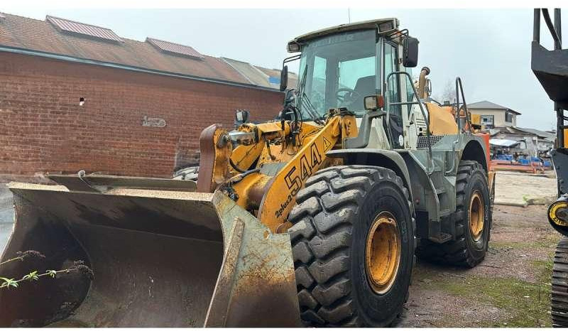 Liebherr L544 2PLUS2 - Колесен товарач: снимка 1 Liebherr L544 2PLUS2 - Колесен товарач: снимка 1