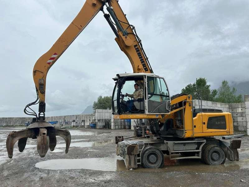 Liebherr LH30M LITRONIC - Багер за манипулиране на материали: снимка 4 Liebherr LH30M LITRONIC - Багер за манипулиране на материали: снимка 4