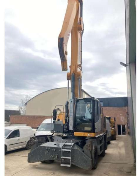 Liebherr LH40 M LITRONIC - Багер за манипулиране на материали: снимка 3 Liebherr LH40 M LITRONIC - Багер за манипулиране на материали: снимка 3