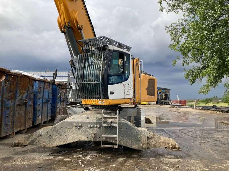 Liebherr LH40M LITRONIC - Багер за манипулиране на материали: снимка 3 Liebherr LH40M LITRONIC - Багер за манипулиране на материали: снимка 3