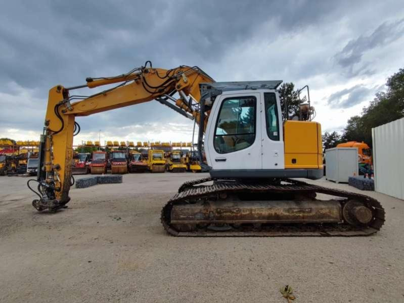 Liebherr R924 Compact Litronic - Верижен багер: снимка 4 Liebherr R924 Compact Litronic - Верижен багер: снимка 4