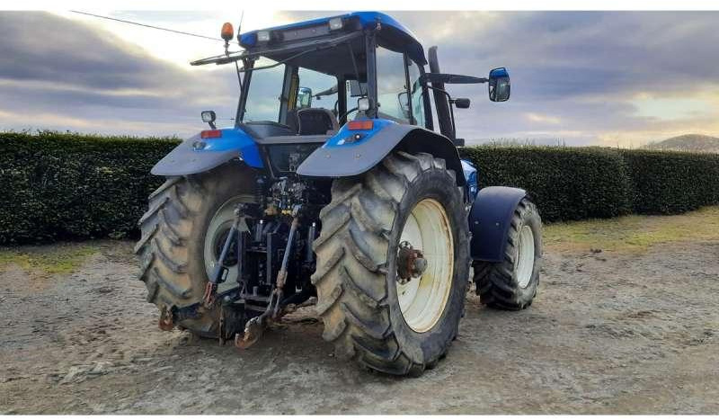 New Holland TM190 - Трактор: снимка 4 New Holland TM190 - Трактор: снимка 4
