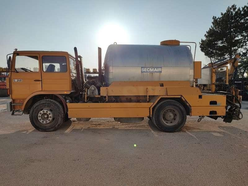 Renault G260 - Гудронатор: снимка 4 Renault G260 - Гудронатор: снимка 4