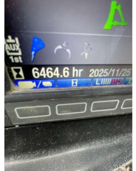 Takeuchi TB295W - Колесен багер: снимка 4 Takeuchi TB295W - Колесен багер: снимка 4