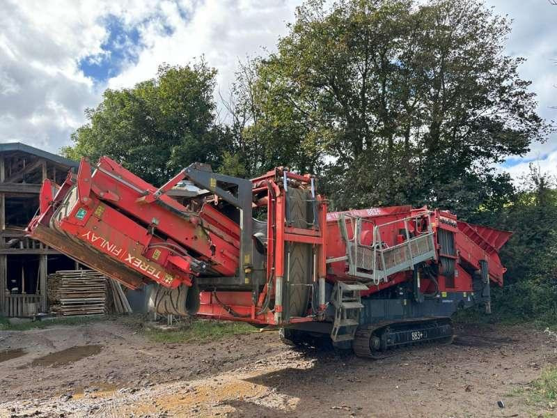 Terex FINLAY 883+ - Пресевна инсталация: снимка 1 Terex FINLAY 883+ - Пресевна инсталация: снимка 1