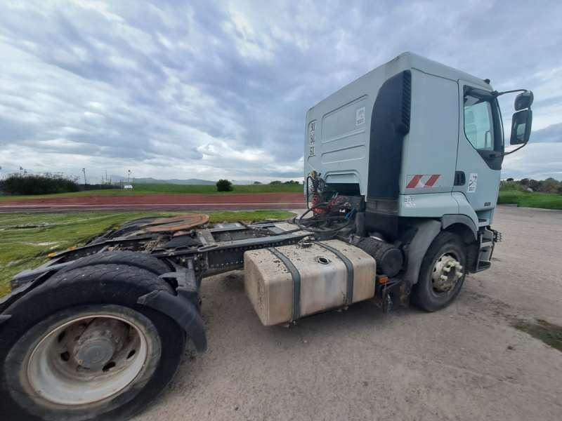 Renault PREMIUM 420.19 DCI 4X2 - Влекач: снимка 2 Renault PREMIUM 420.19 DCI 4X2 - Влекач: снимка 2