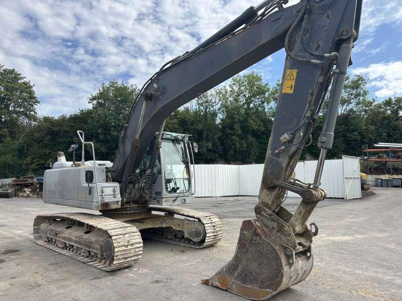 Volvo EC220DL - Верижен багер: снимка 1 Volvo EC220DL - Верижен багер: снимка 1