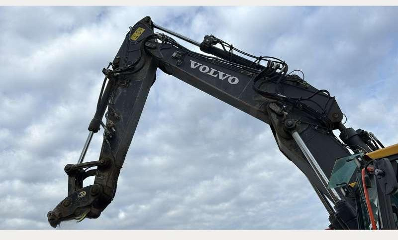 Volvo ECR235EL - Верижен багер: снимка 4 Volvo ECR235EL - Верижен багер: снимка 4
