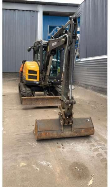 Volvo ECR50D - Мини багер: снимка 2 Volvo ECR50D - Мини багер: снимка 2