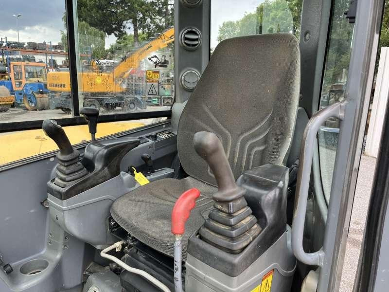 Мини багер Volvo ECR58: снимка 41