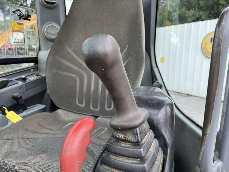 Мини багер Volvo ECR58: снимка 43