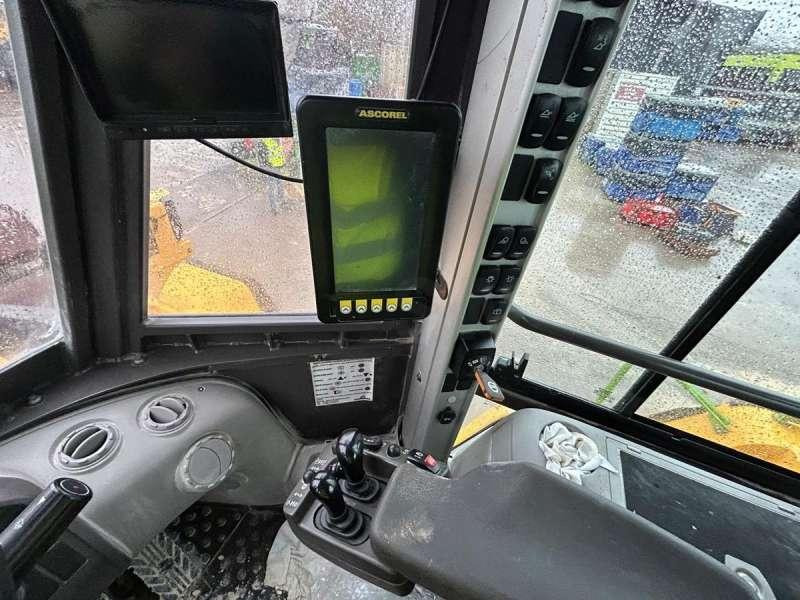 Колесен товарач Volvo L220H: снимка 31