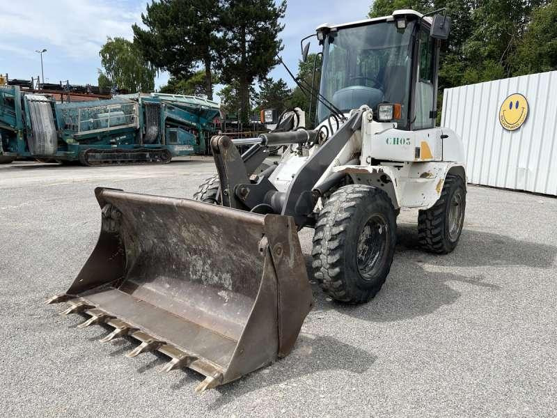 Volvo L30B-Z/X - Компактен товарач: снимка 2 Volvo L30B-Z/X - Компактен товарач: снимка 2
