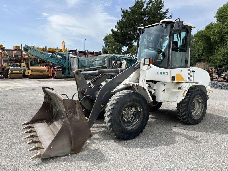 Volvo L30B-Z/X - Компактен товарач: снимка 3 Volvo L30B-Z/X - Компактен товарач: снимка 3