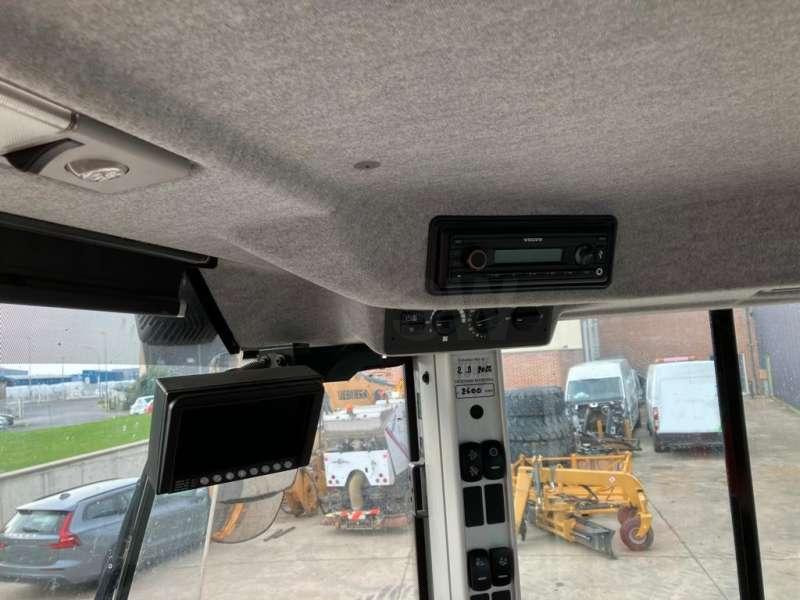 Колесен товарач Volvo L90H: снимка 18