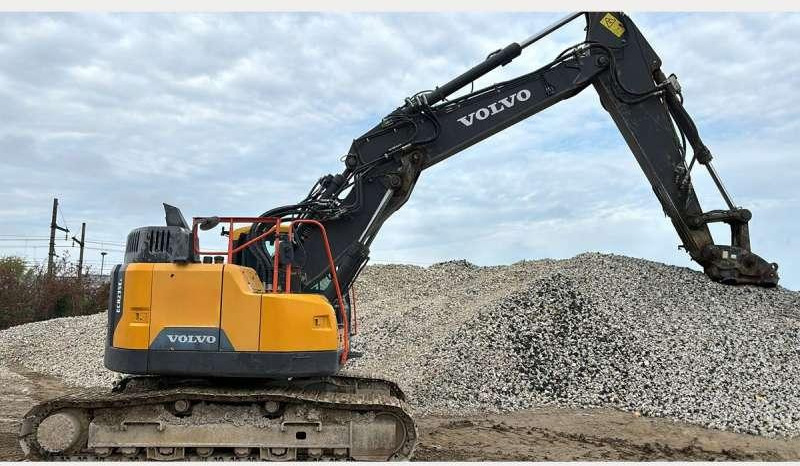 Volvo Pelle sur Chenilles ECR235EL - Верижен багер: снимка 2 Volvo Pelle sur Chenilles ECR235EL - Верижен багер: снимка 2
