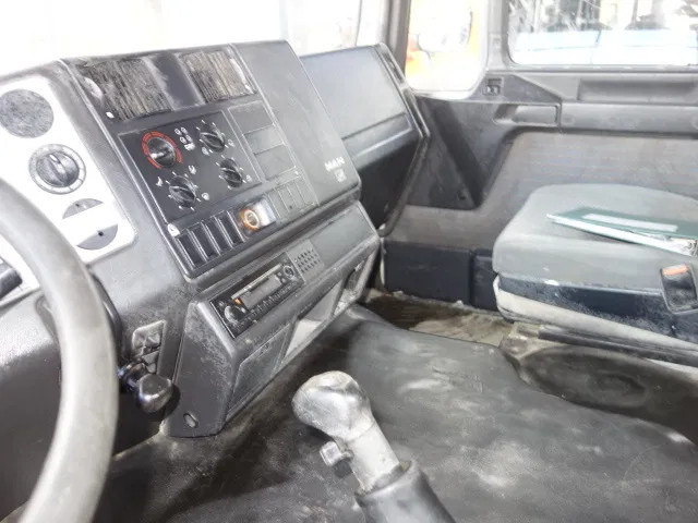 Мултилифт с кука камион MAN 35-364 8X4: снимка 11