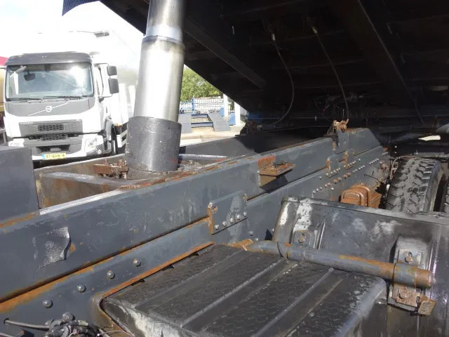 MAN 41-414 MEILLER KIPPER 8X4,MANUAL POMP - Самосвал камион: снимка 5 MAN 41-414 MEILLER KIPPER 8X4,MANUAL POMP - Самосвал камион: снимка 5