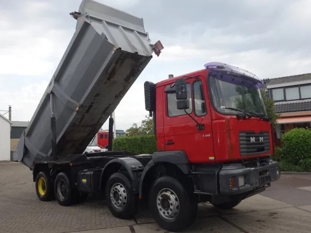 MAN FE 410 8x4 kipper,manual feulpomp,steel kipper - Самосвал камион: снимка 2 MAN FE 410 8x4 kipper,manual feulpomp,steel kipper - Самосвал камион: снимка 2