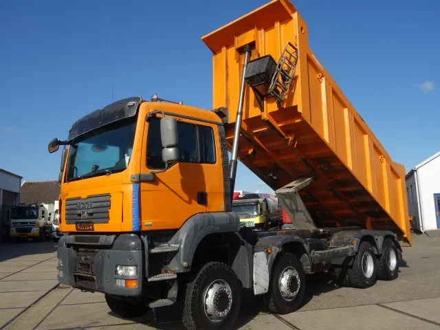 MAN TGA 41-440 8X6 MANUAL GEARBOX 22M3 MEILLER TIPPER - Самосвал камион: снимка 1 MAN TGA 41-440 8X6 MANUAL GEARBOX 22M3 MEILLER TIPPER - Самосвал камион: снимка 1