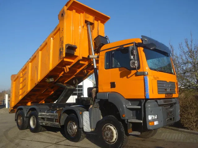 MAN TGA 41.440 8X6 MEILLER 22 CUB MANUAL GEARBOX - Самосвал камион: снимка 2 MAN TGA 41.440 8X6 MEILLER 22 CUB MANUAL GEARBOX - Самосвал камион: снимка 2